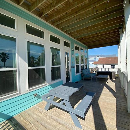 Beachside Paradise Retreat With Luxury Villa Galveston Exterior photo