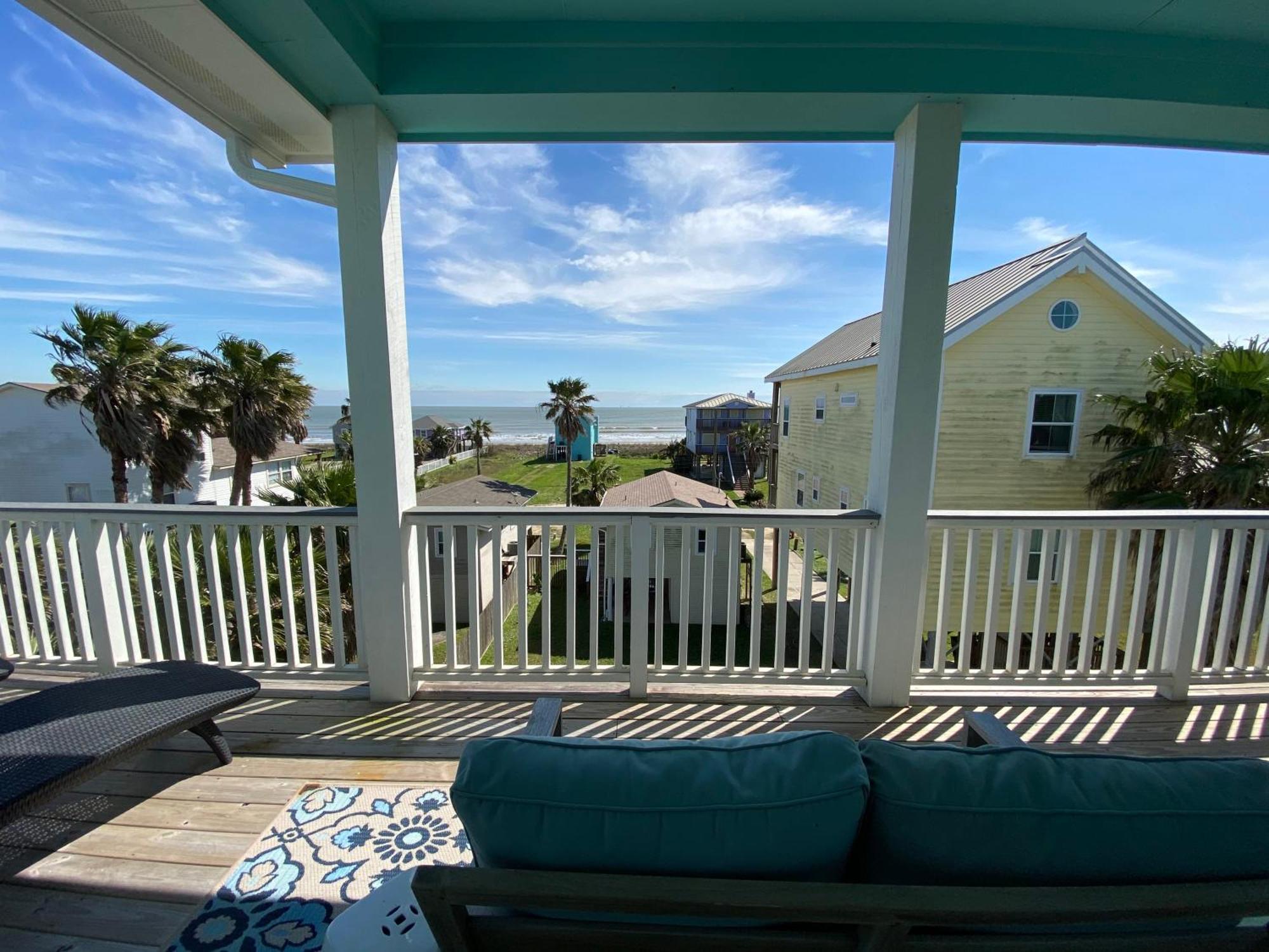 Beachside Paradise Retreat With Luxury Villa Galveston Exterior photo